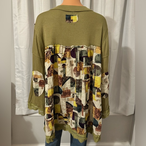 Cool POL size S olive green print crochet trim long sleeve babydoll shirt new - Picture 6 of 6
